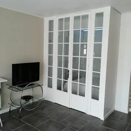 Loft 1 *